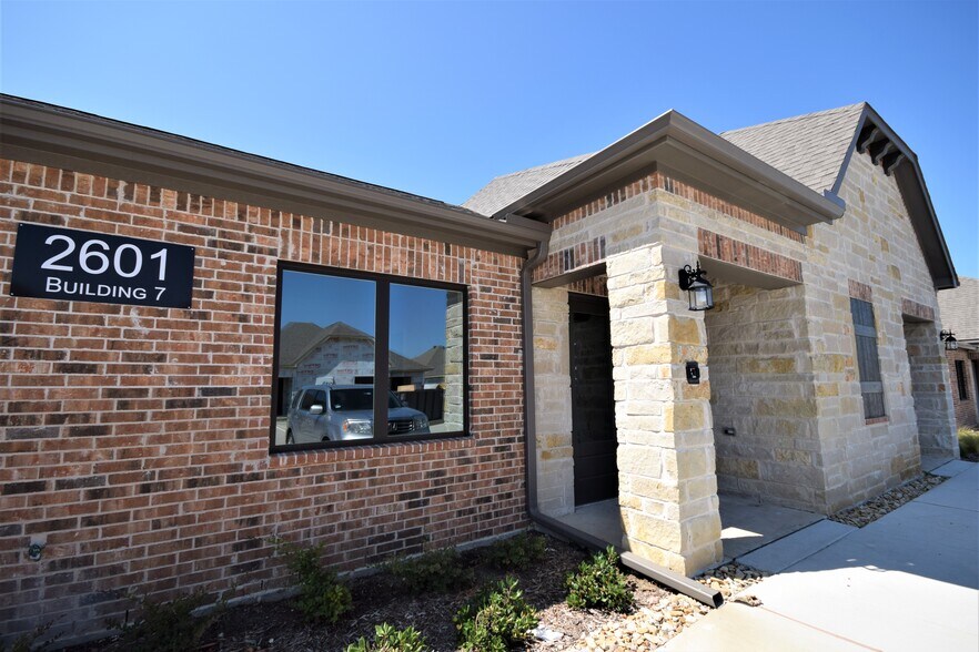 More Photos Of 2601 Little Elm Pky, Little Elm Coworking Space