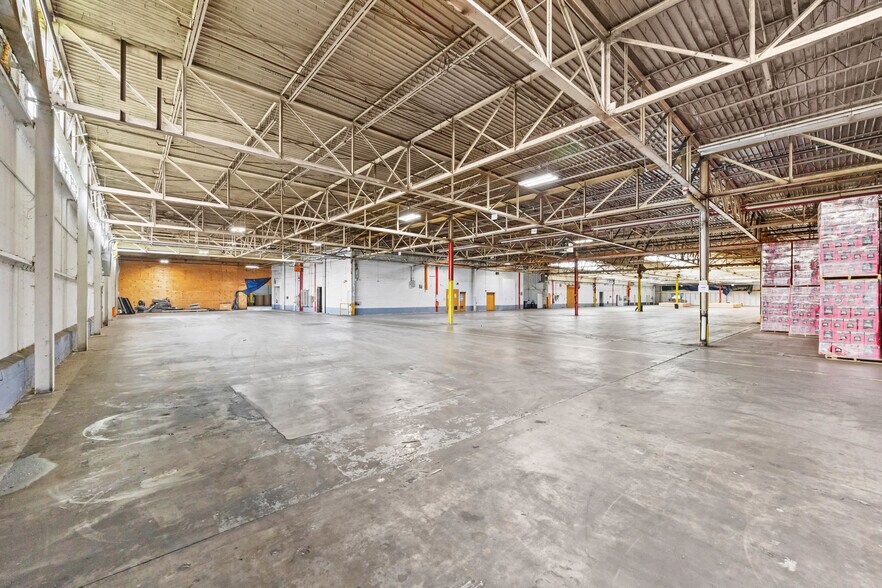 More Photos Of 294 Gambee Rd, Geneva Warehouse For Sale