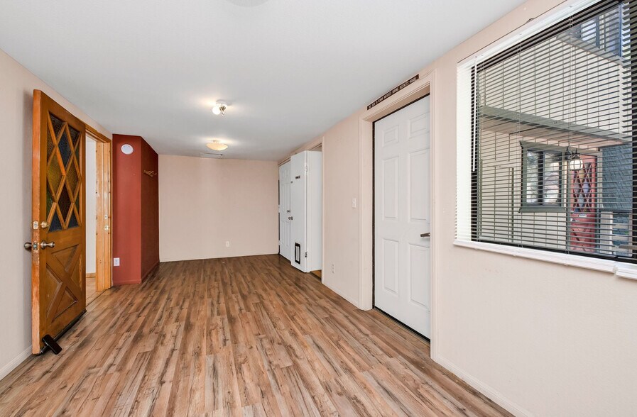 More Photos Of 40143 Big Bear Blvd, Big Bear Lake Storefront Retail Residential For Sale