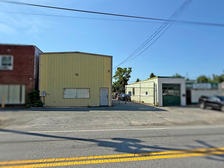 More Photos Of 5907 Arbor St, Hyattsville Warehouse For Sale