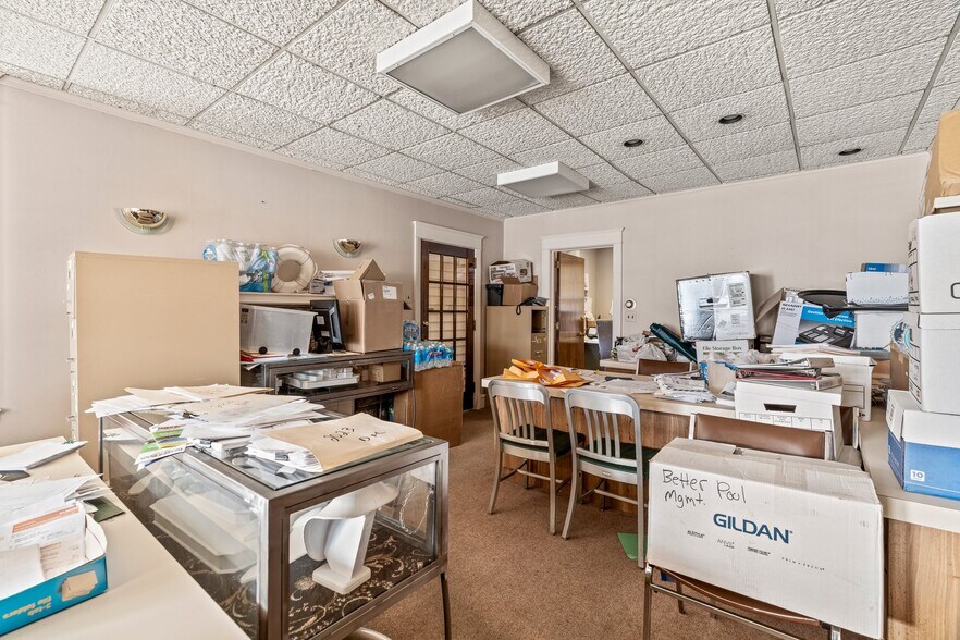 More Photos Of 13044 Bustleton Ave, Philadelphia Medical For Sale