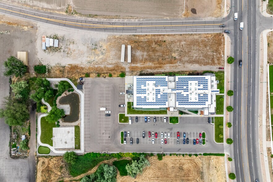 More Photos Of 600 S Geneva Rd, Orem Schools For Sale