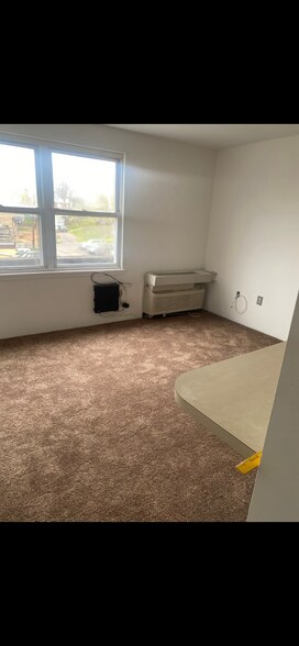 More Photos Of 287-289 S Main St, Manville Storefront Retail Residential For Sale