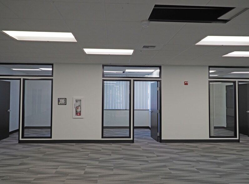 More Photos Of 1119 SW 7th St, Renton Office For Sale