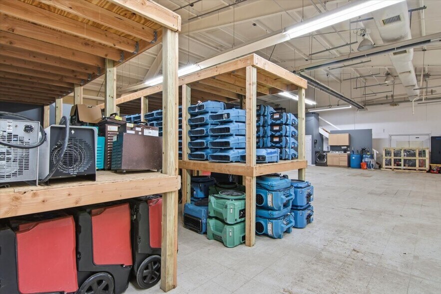 More Photos Of 2 Wilson Dr, Sparta Warehouse For Lease