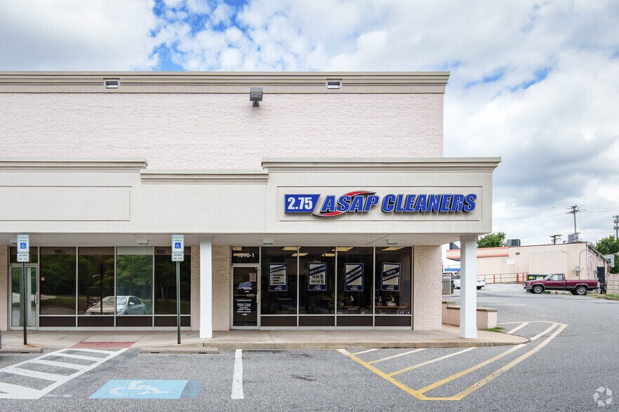 More Photos Of 1510 Reisterstown Rd, Pikesville Drugstore For Lease