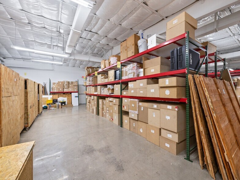 More Photos Of 675 US Highway 1, Vero Beach Warehouse For Lease