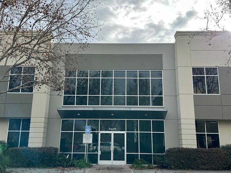 Primary Photo Of 1292 Kifer Rd, Sunnyvale Research And Development For Lease