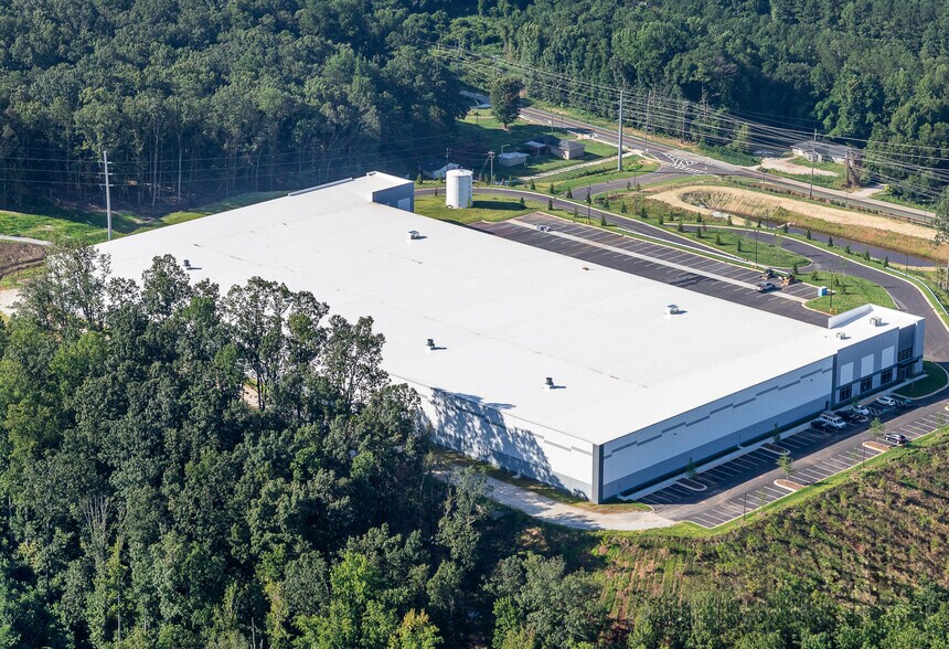 More Photos Of 1350 Six Flags Rd, Lithia Springs Warehouse For Lease