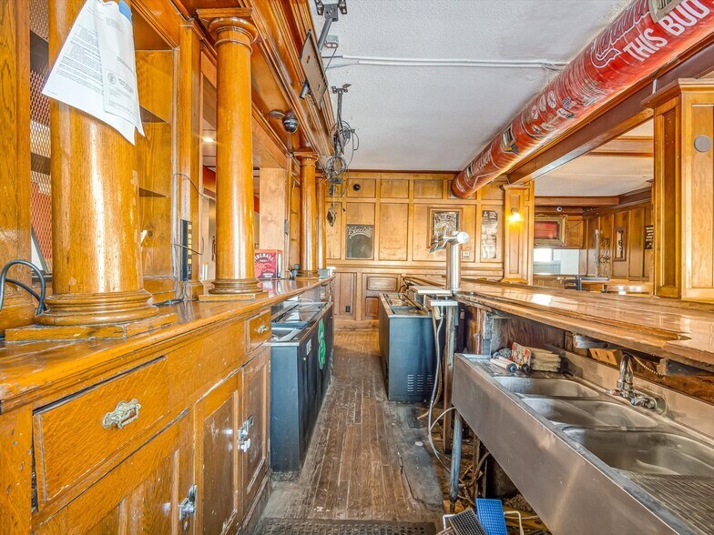 More Photos Of 200 N Main St, Dupo Specialty For Sale