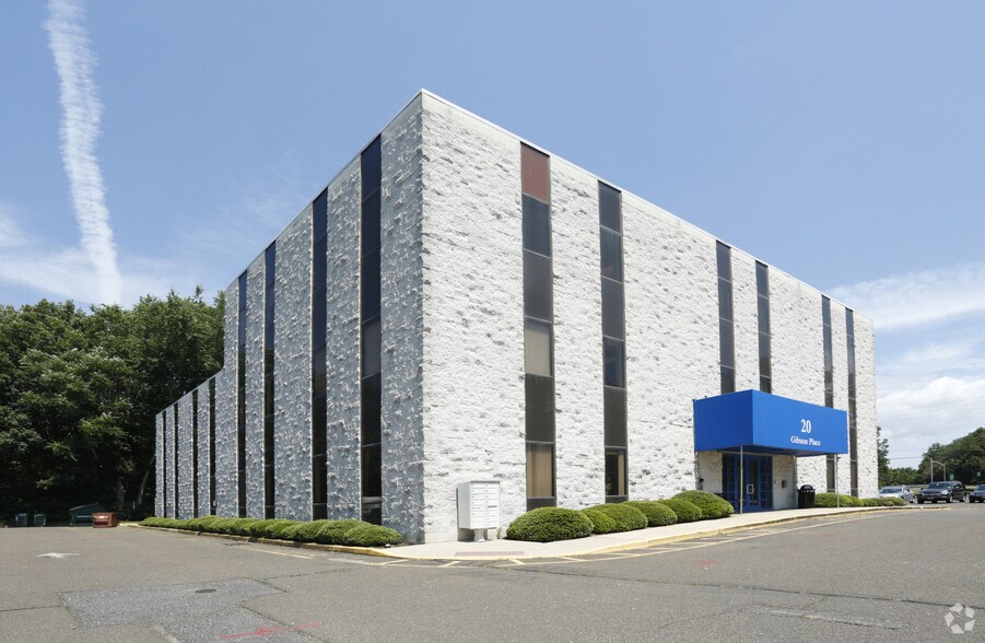 More Photos Of 20 Gibson Pl, Freehold Office For Lease