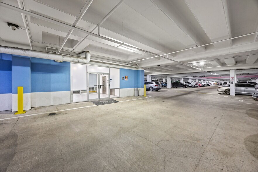 More Photos Of 3001-3003 Knox St, Dallas Unknown For Lease