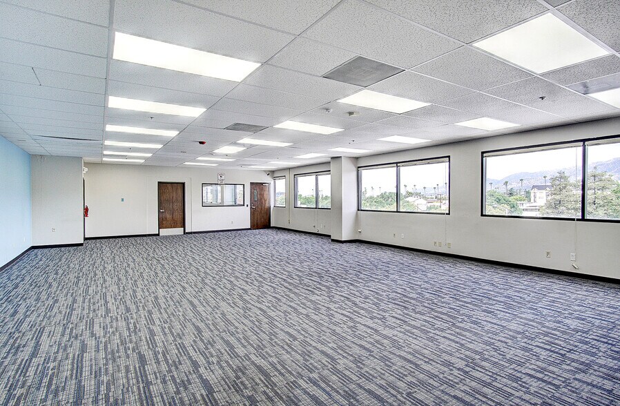 More Photos Of 710 S Central Ave, Glendale Medical For Lease