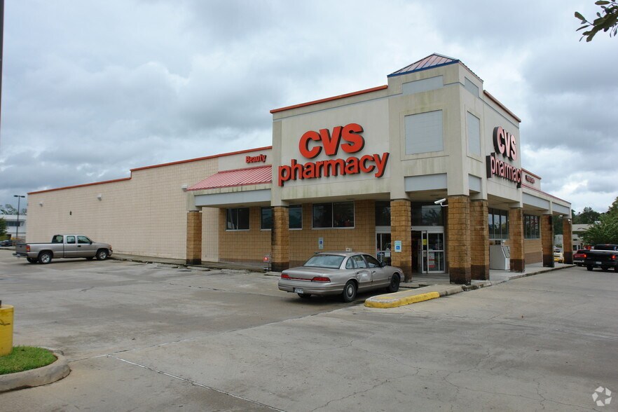 More Photos Of 2110 N Frazier St, Conroe Drugstore For Lease