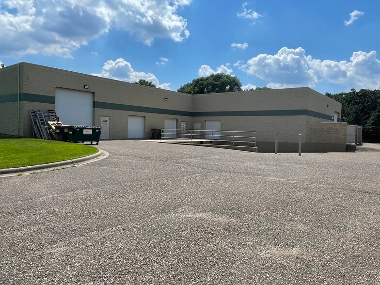 More Photos Of 13720 Lincoln St NE, Ham Lake Warehouse For Sale