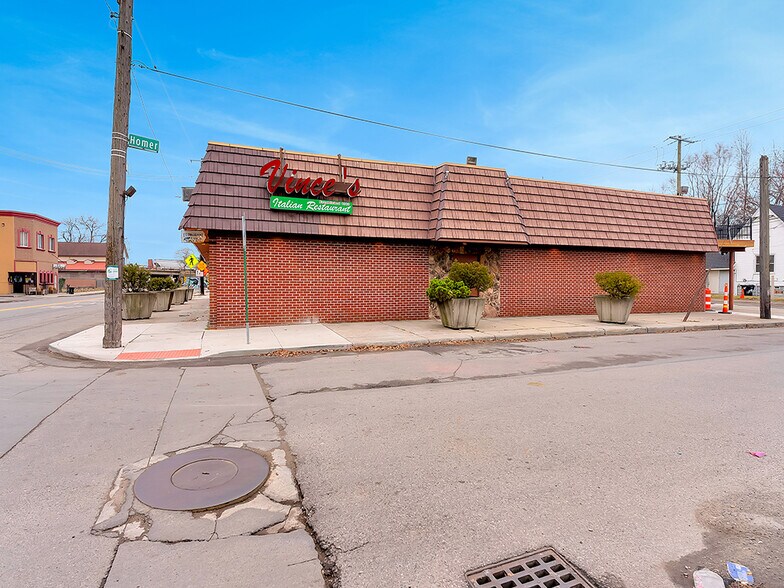 More Photos Of 1341 Springwells St, Detroit General Retail For Sale