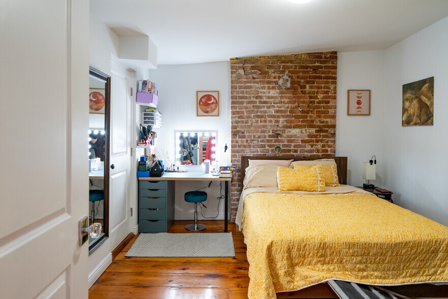 More Photos Of 121 Montgomery St, Newburgh Apartments For Sale
