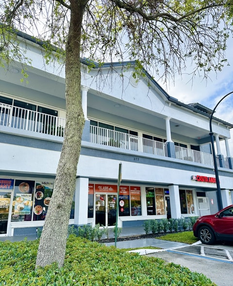 More Photos Of 377 N State Road 7, Plantation Storefront Retail Office For Lease
