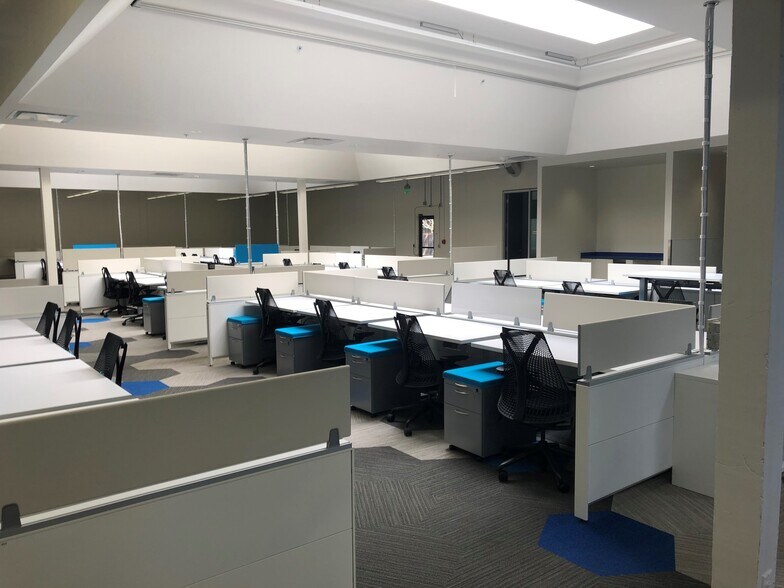 More Photos Of 515 Ellis St, Mountain View Flex For Sale