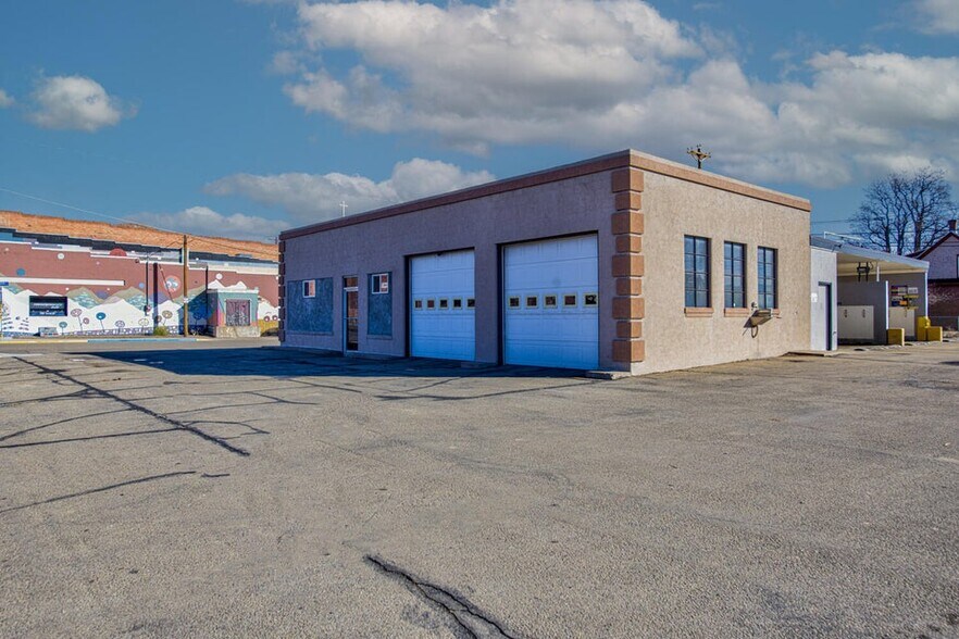 More Photos Of 802 Main St, Walsenburg General Retail For Sale