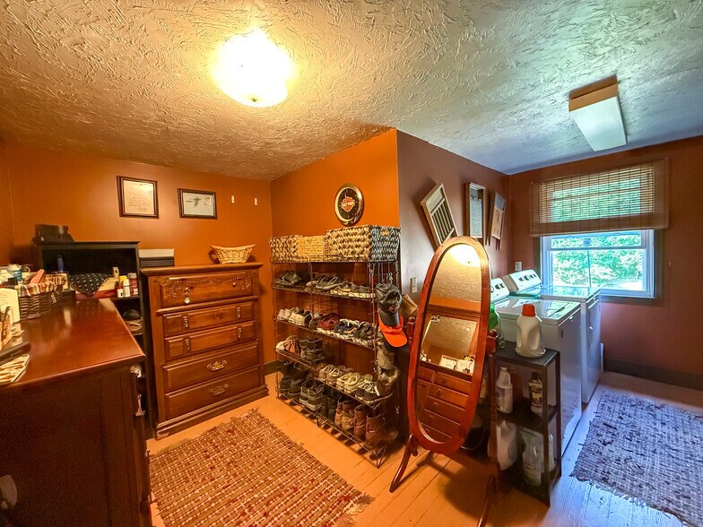 More Photos Of 13080 US 422, Kittanning Storefront Retail Residential For Sale