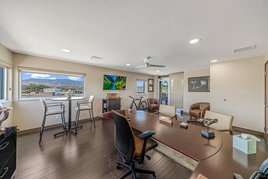 More Photos Of 389 Roberts Ct, Grand Junction Service For Sale