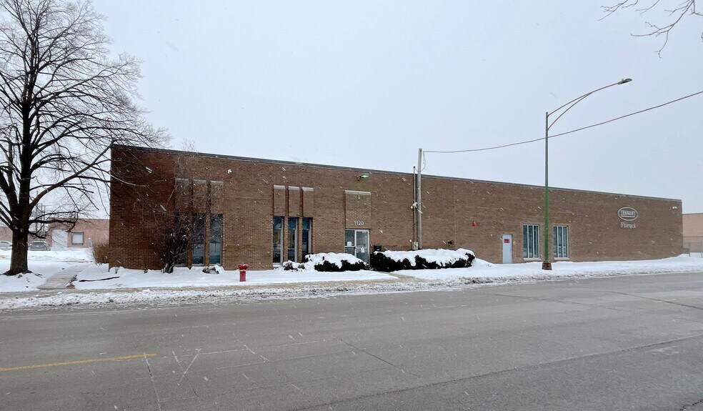 Primary Photo Of 1120 W Exchange Ave, Chicago Warehouse For Lease