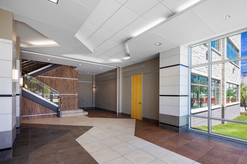 More Photos Of 9500 W Parmer Ln, Austin Unknown For Lease