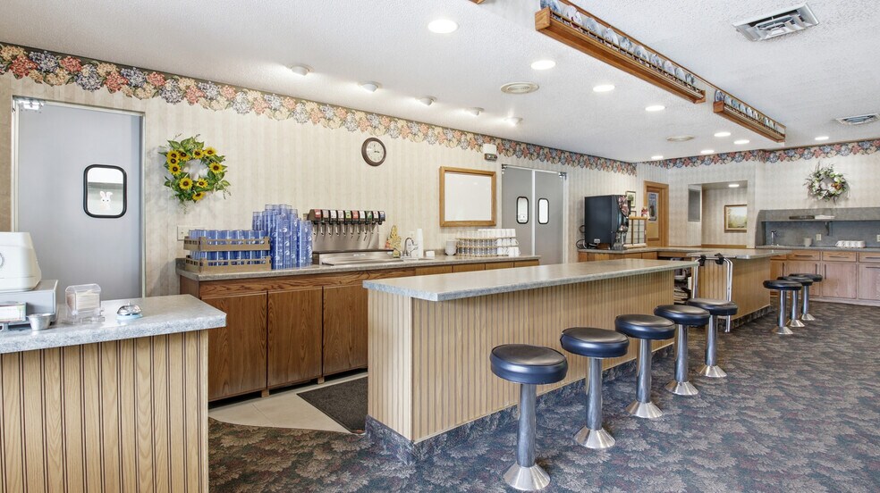 More Photos Of S286 WI-35, Nelson Restaurant For Sale
