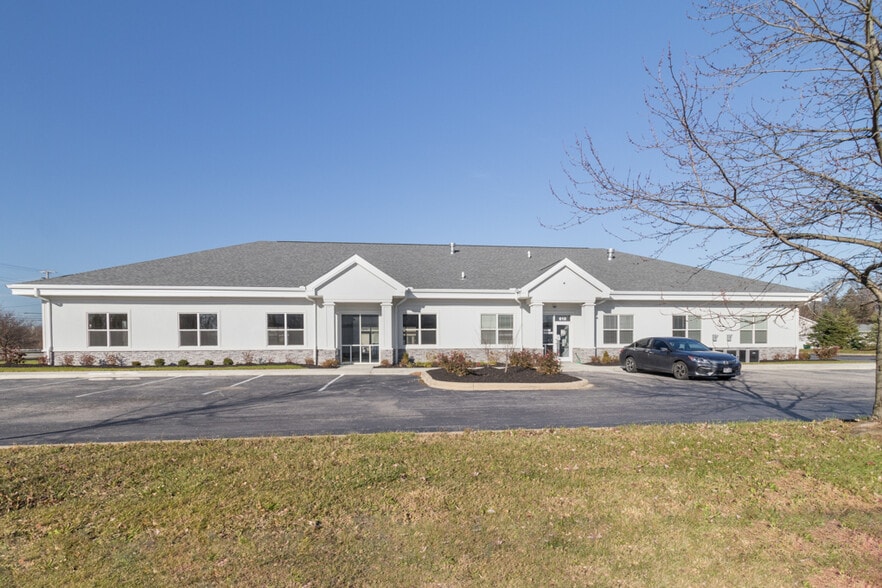 More Photos Of 610 Taylor Station Rd, Columbus Medical For Sale