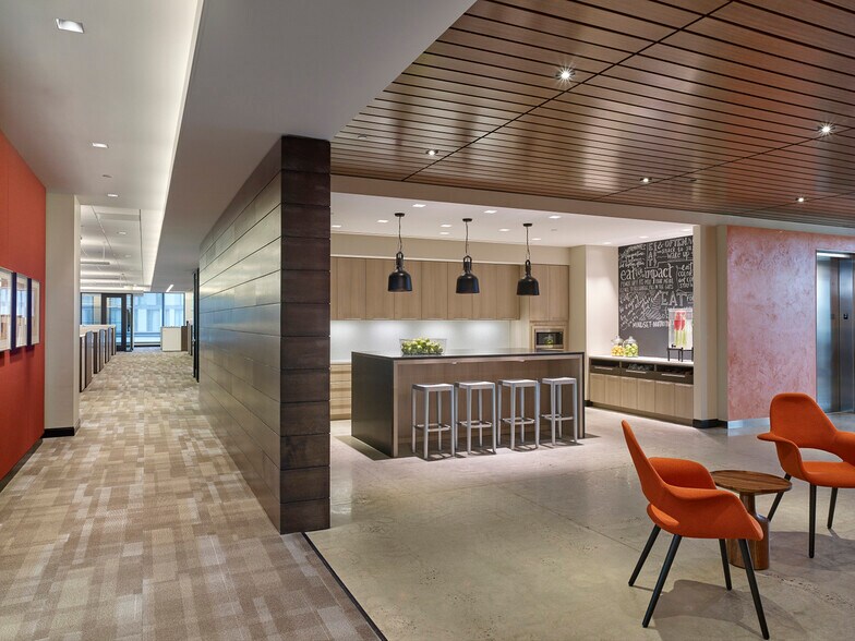 More Photos Of 201 Rouse Blvd, Philadelphia Medical For Lease