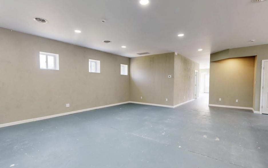 More Photos Of 38 Main St, East New Market Office For Lease