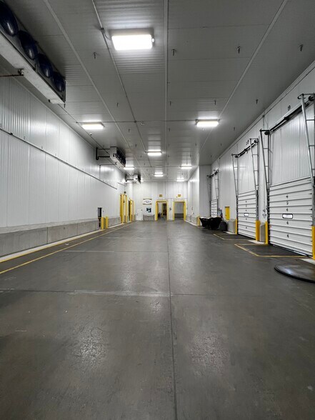 More Photos Of 7895 Third Flag Pky, Austell Refrigeration Cold Storage For Lease