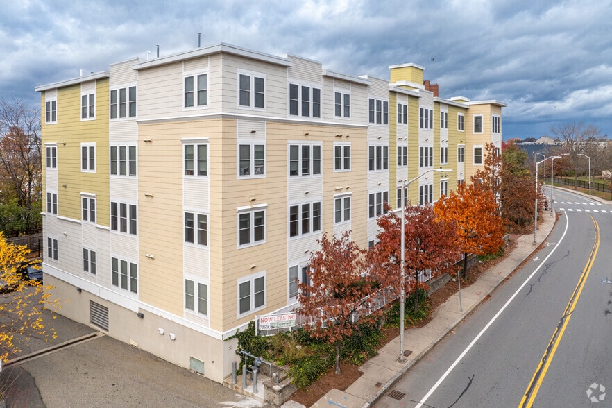 More Photos Of 87 New St, Cambridge Apartments For Sale