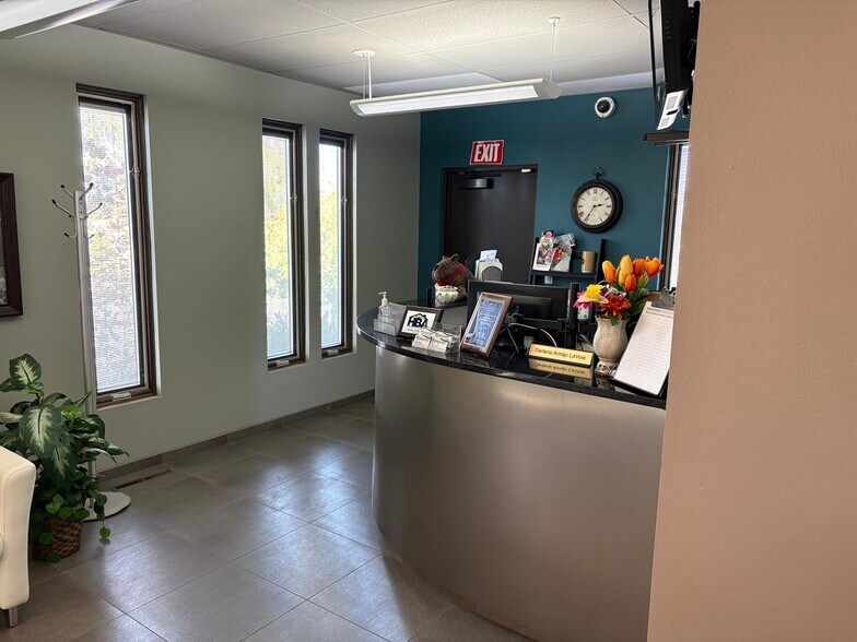 More Photos Of 428 W Shoshone St, Pasco Office For Sale