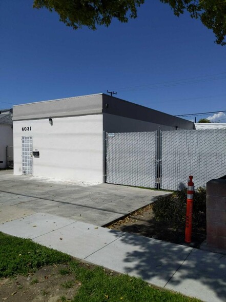 Primary Photo Of 6031 Clara St, Bell Gardens Warehouse For Lease