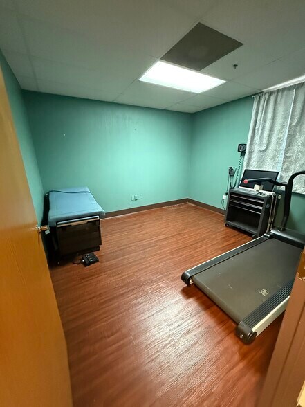 More Photos Of 14100 Fivay Rd, Hudson Medical For Sale