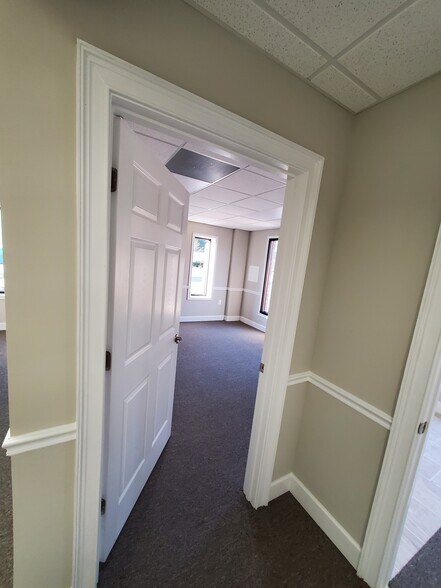 More Photos Of 485 Ethan Dr, Fayetteville Distribution For Lease