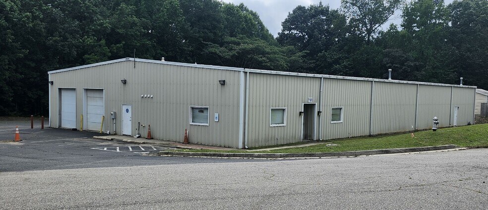 More Photos Of 11601 Grove Park Ct, Richmond Industrial For Sale