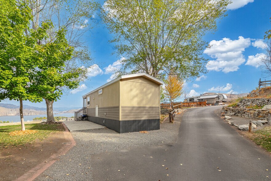 More Photos Of 44892 State Route 21 N, Wilbur Trailer Camper Park For Sale