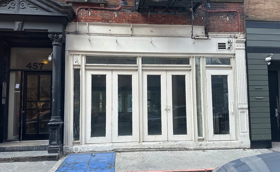 More Photos Of 114 Tenth Ave, New York Apartments For Lease