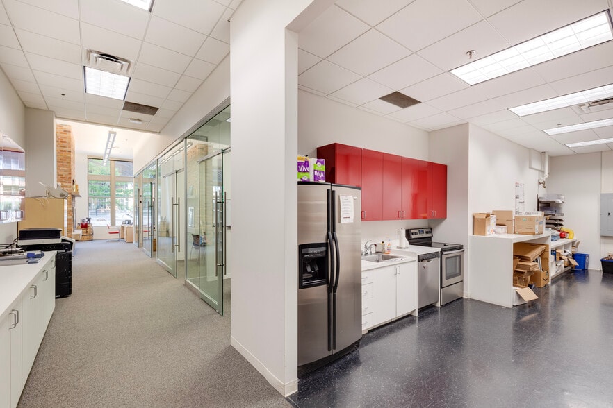 More Photos Of 500 Washington Ave S, Minneapolis Office For Lease