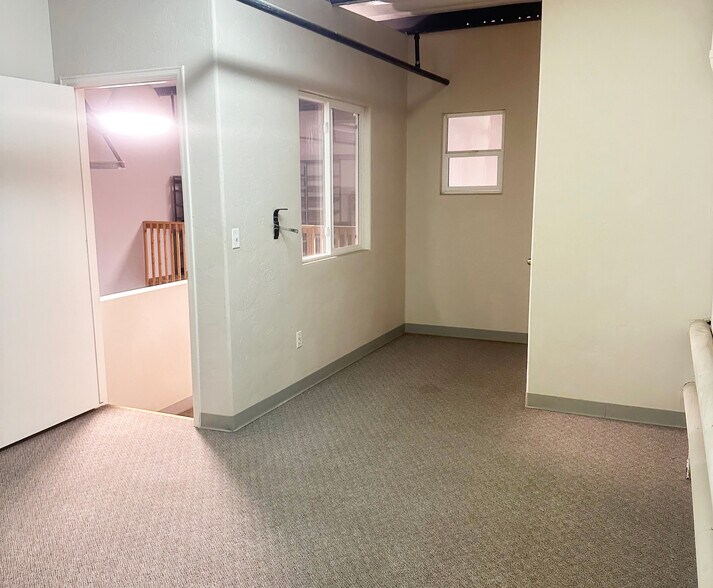 More Photos Of 3772 Puritan Way, Erie Flex For Sale