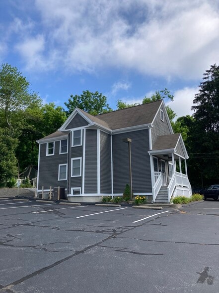 Primary Photo Of 531-535 W Main St, Norwich Medical For Sale