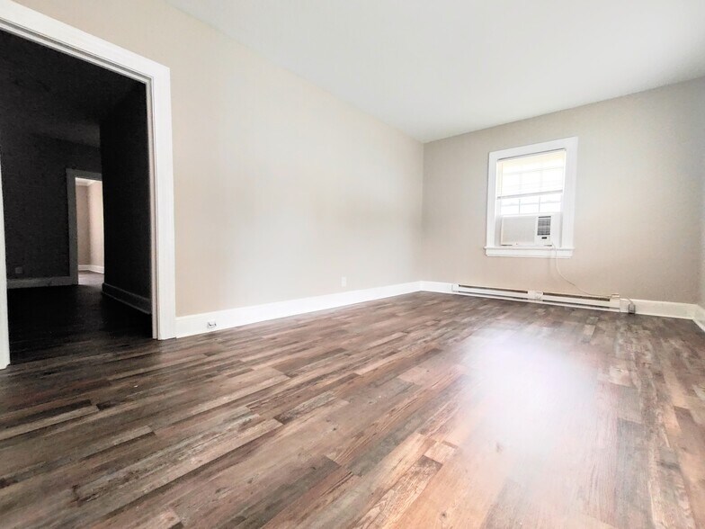 More Photos Of 814 Sunset Ave, Rocky Mount Apartments For Sale