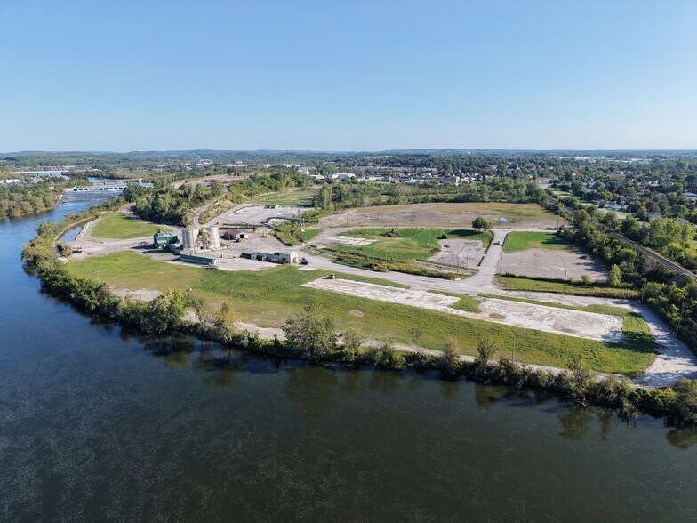 More Photos Of 300 Marmora St, Quinte West Land For Sale
