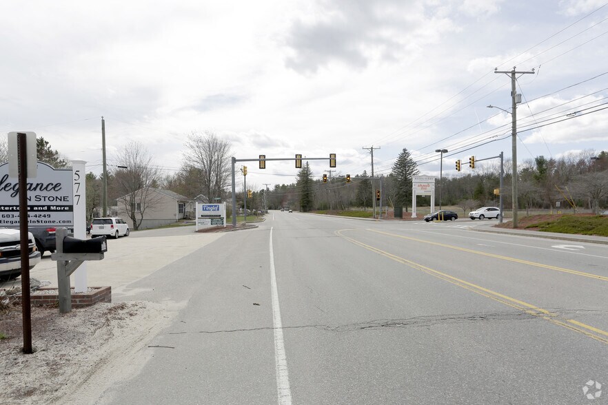 More Photos Of 579 Daniel Webster Hwy, Merrimack Coworking Space