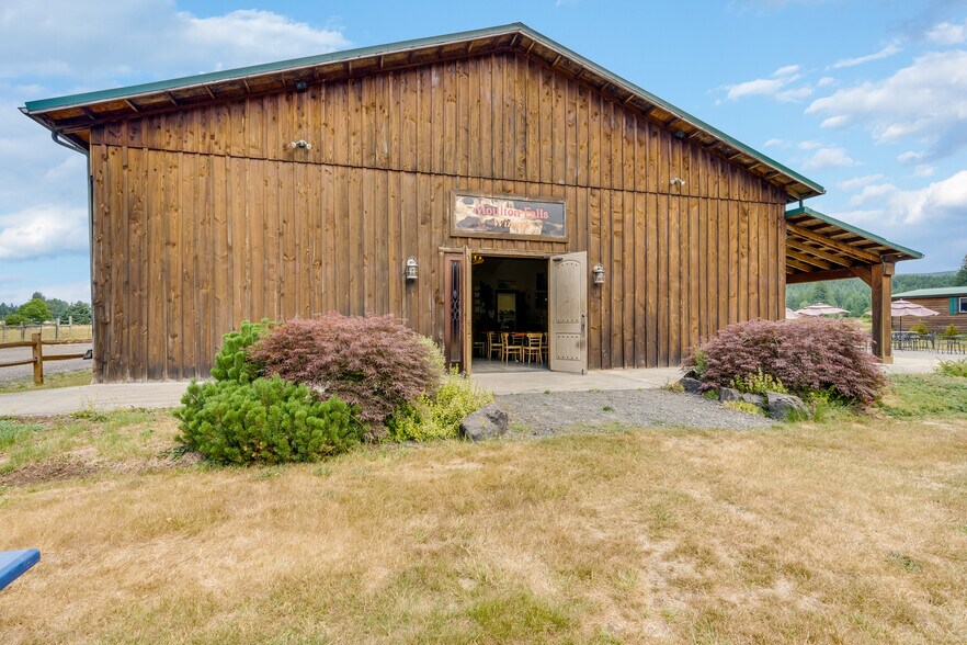 More Photos Of 31101 NE Railroad Ave, Yacolt Winery Vineyard For Sale