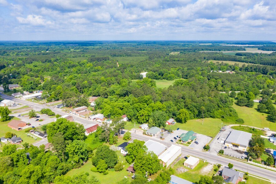 More Photos Of 242 Porcher Ave, Eutawville Freestanding For Sale