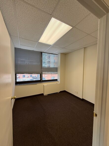 More Photos Of 175-55-175-61 Hillside Ave, Jamaica Office For Lease